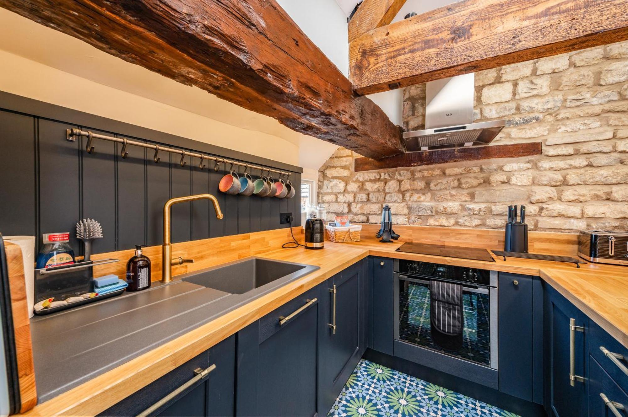 Luxury Town Centre Loft Apartment In Converted Granary Stamford Exterior photo