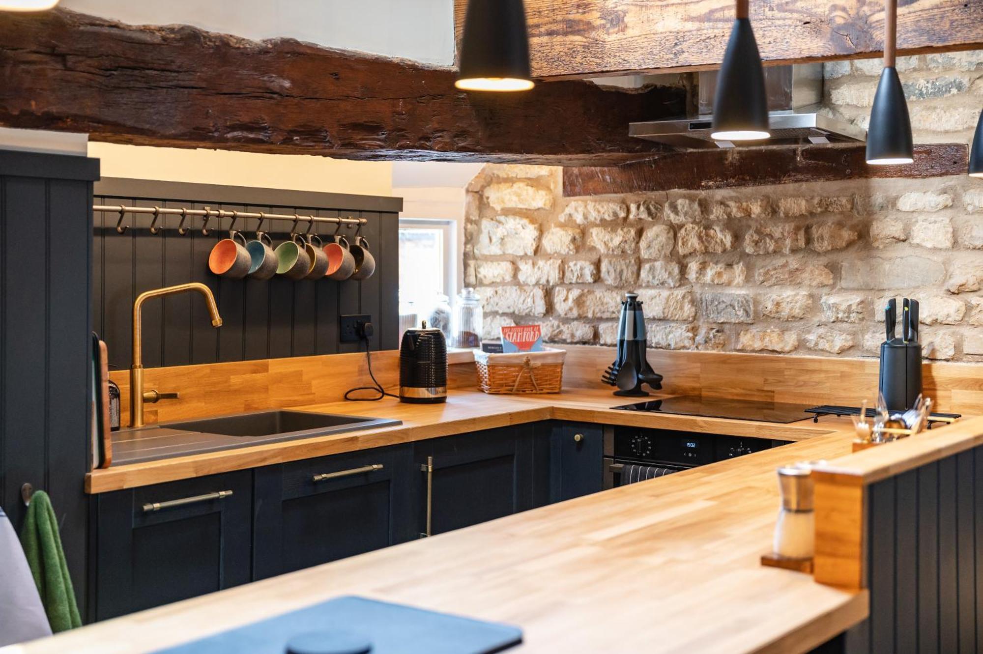 Luxury Town Centre Loft Apartment In Converted Granary Stamford Exterior photo
